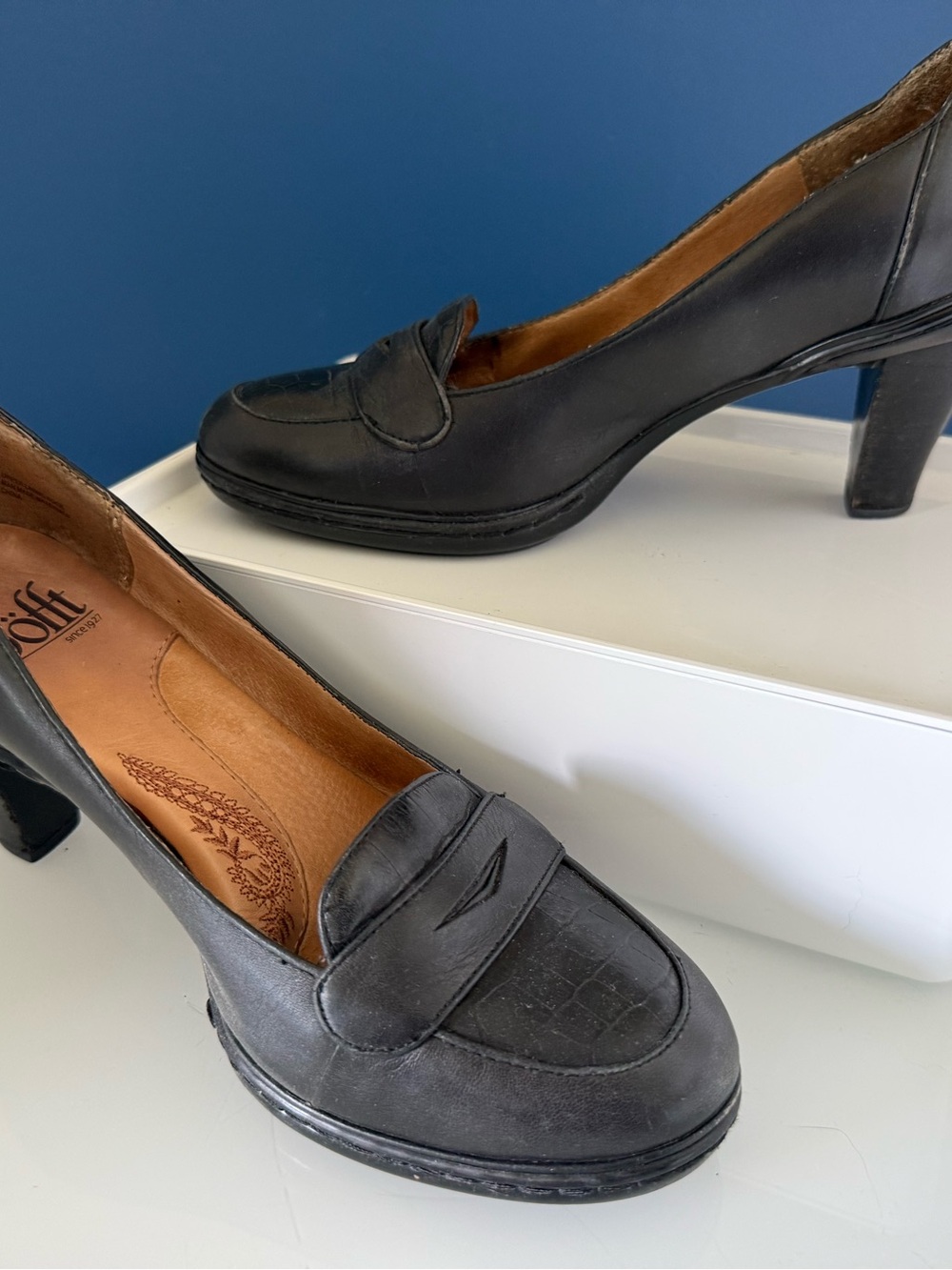 Sofft 6 Wide - Navy Leather Loafer-Style Women's Heels